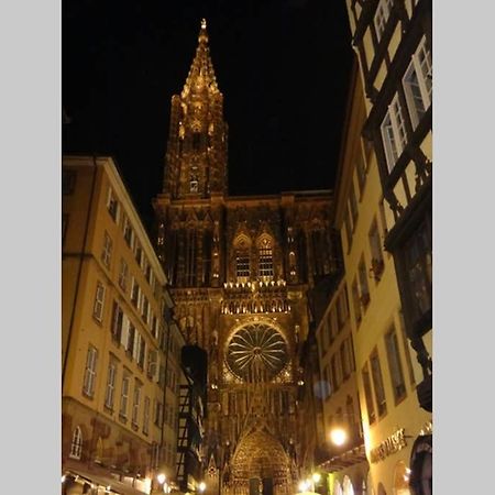 Appartement Arcade En Hyper Centre Avec Parking Strasbourg Luaran gambar